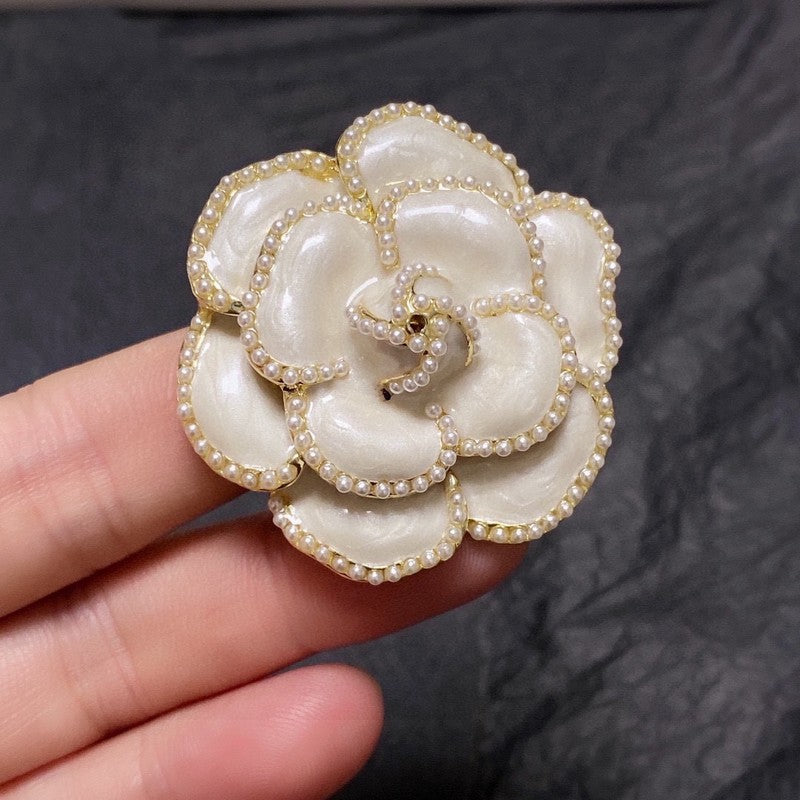 Brooch